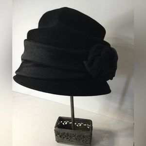 Jass Designs Woman’s Hat With Rose Detail